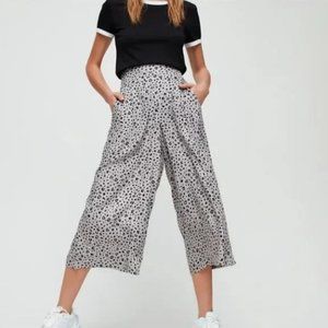 Aritzia sunday best leopard print pants